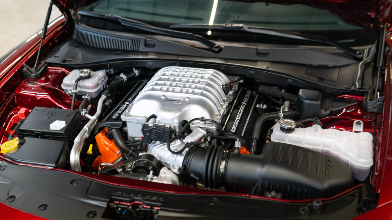 dodge charger hellcat engine