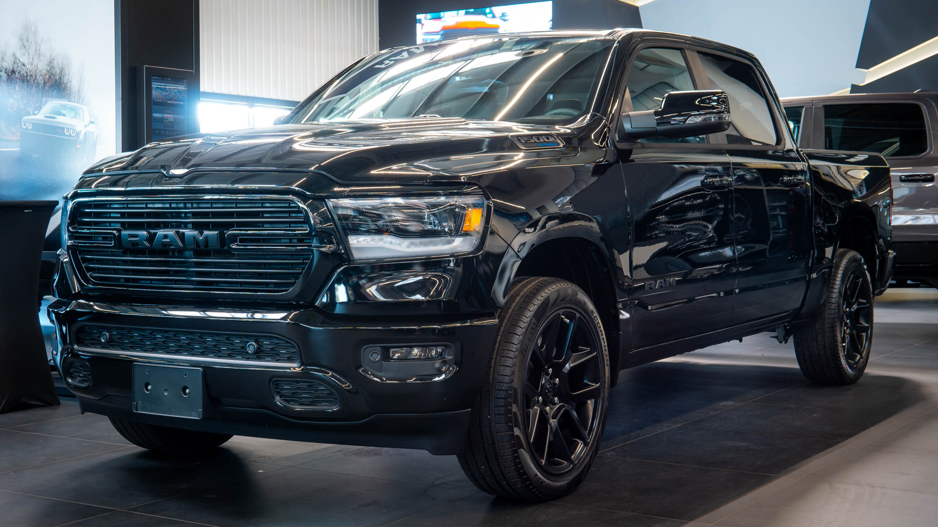 2019 dodge ram 1500 black edition online